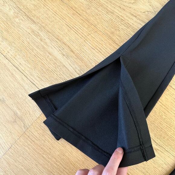 Karl Kani Signature Hip String Trousers in Black - Picture 5 of 7